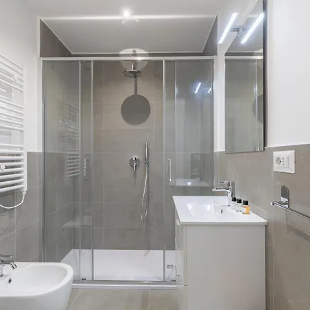 Hostly-the Montebello Suite-near Trevi