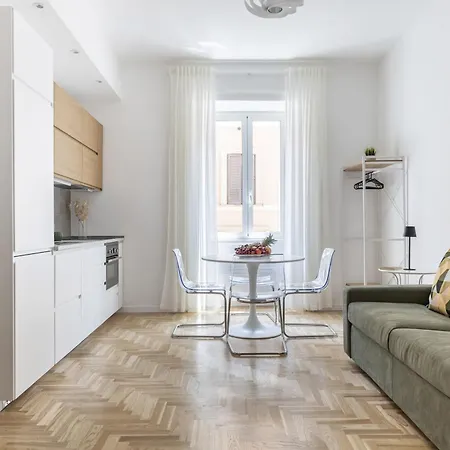 Hostly-the Montebello Suite-near Trevi Appartement