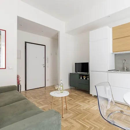 Hostly-the Montebello Suite-near Trevi Daire *