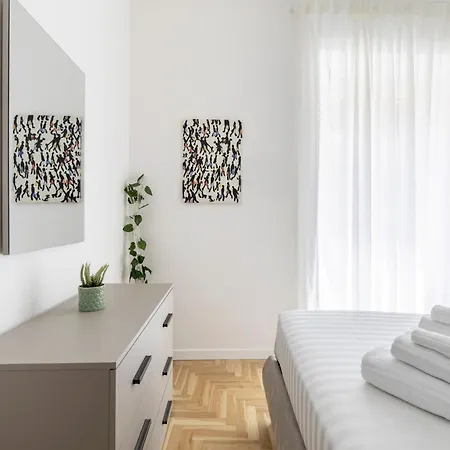 Hostly-the Montebello Suite-near Trevi * روما